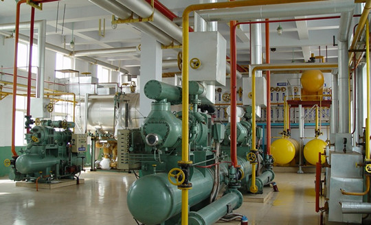 氨冷庫壓縮機操作.jpg 氨冷庫壓縮機操作_副本.jpg